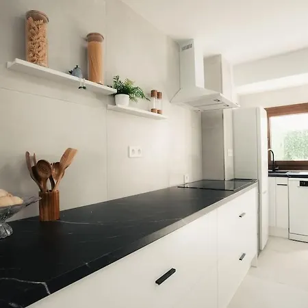 Modern Andalusian House One Minute From The *