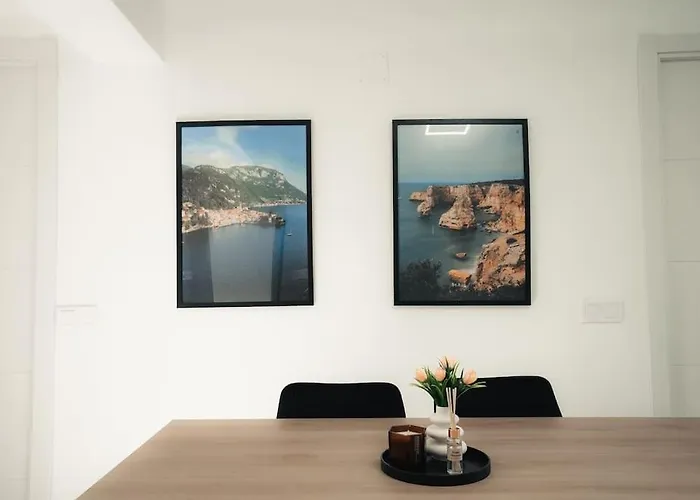 Modern Andalusian House One Minute From The アパート